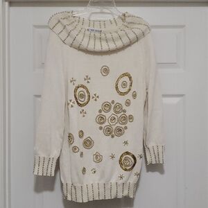 ❣️Victoria's Harbour cream embellished sweater L